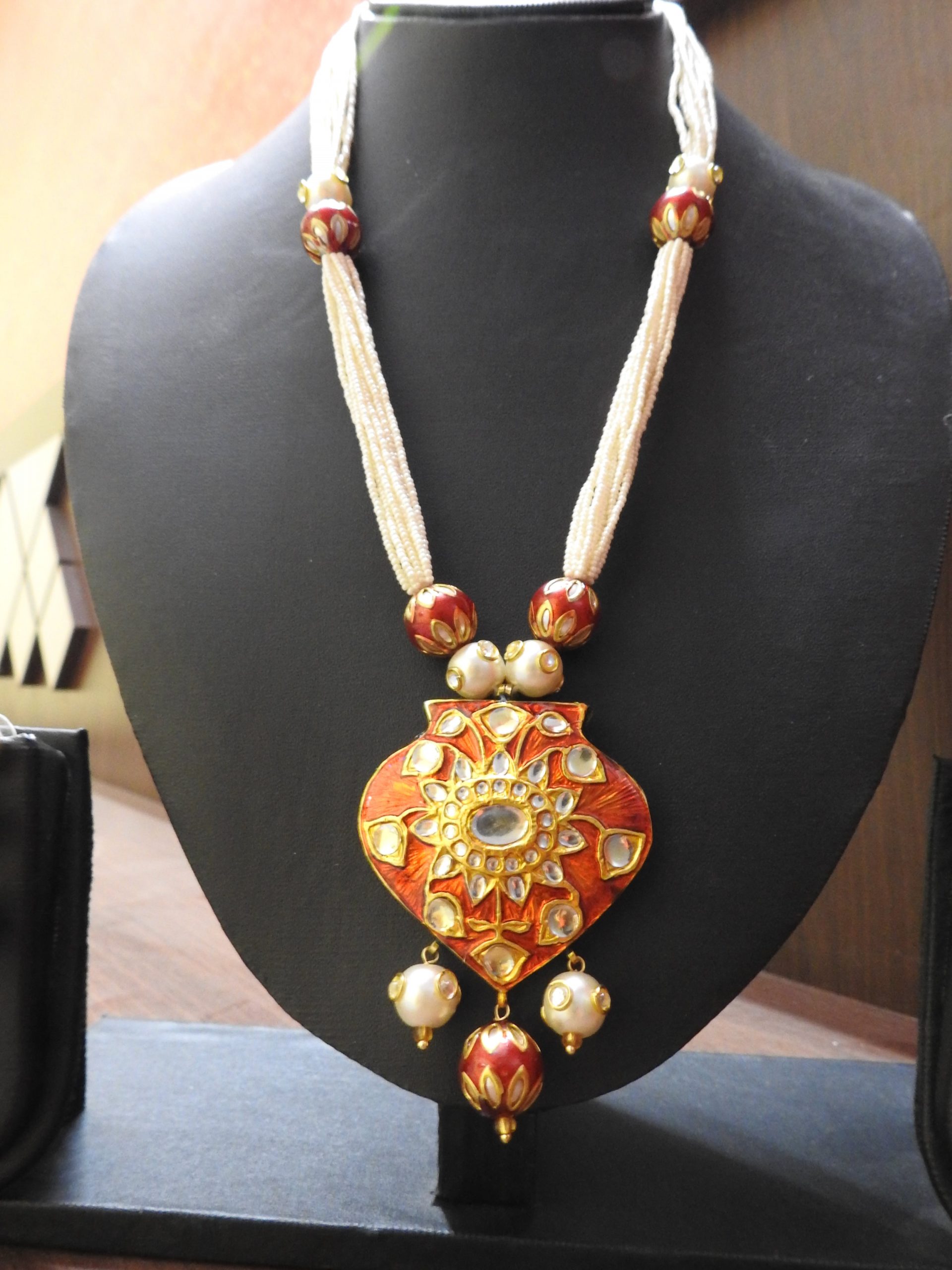 IMITATION RED KUNDAN MEENA NECKLACE / ARTIFICIAL KUNDAN MEENA JEWELLERY RED NEKLACE - Image 3